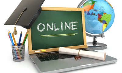 Cách kết nối điện thoại với Tivi để học online, giúp học sinh dễ dàng theo dõi bài học với màn hình lớn