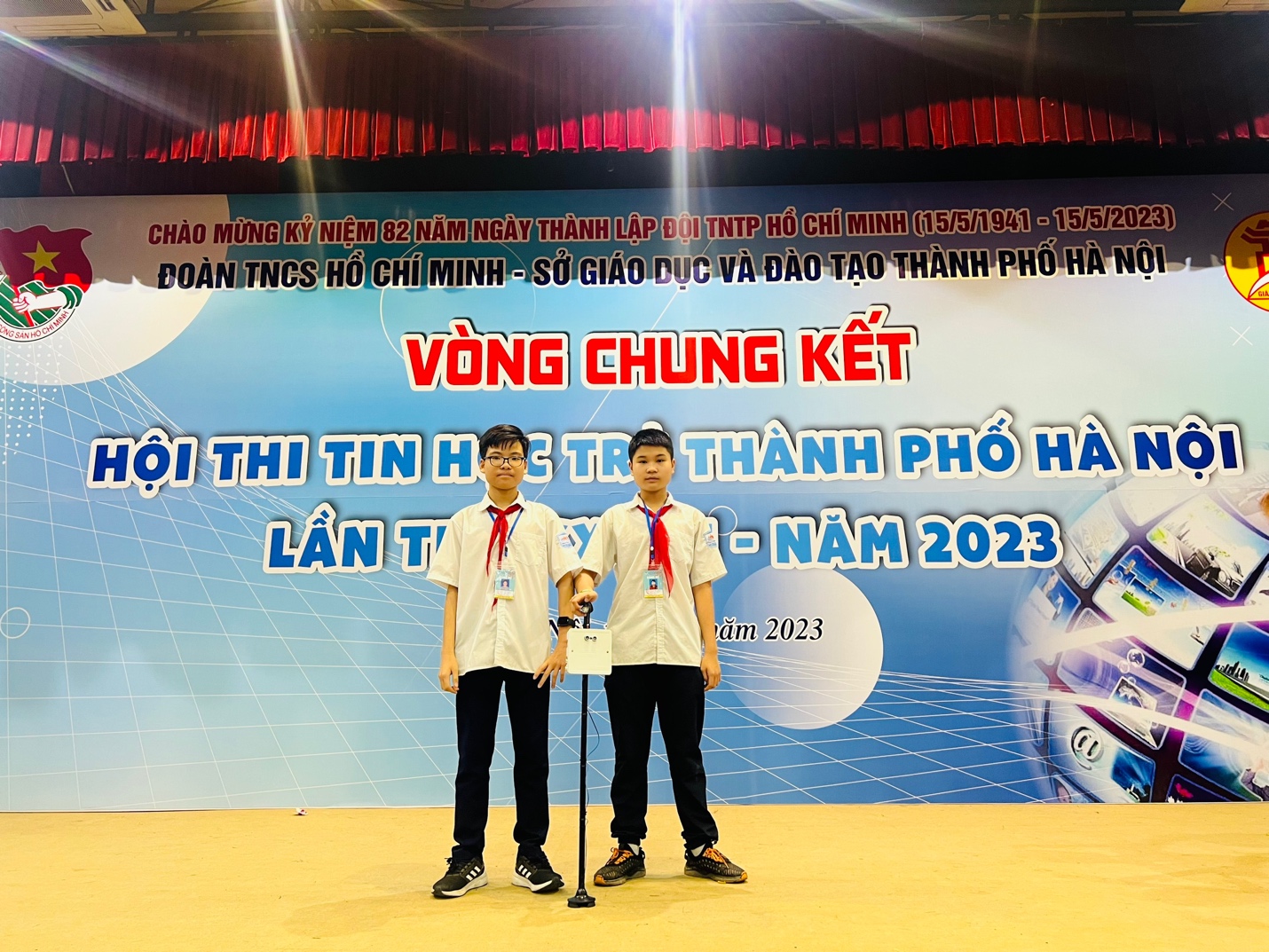 Học sinh trường THCS Mai Dịch tranh tài tại Hội thi Tin học trẻ thành phố Hà Nội lần thứ XXVIII